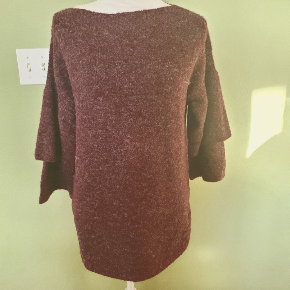 NWT Ethyl medium sweater. Burgundy